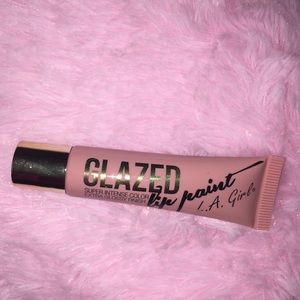 Selling this brand new la girl lip paint in Elude